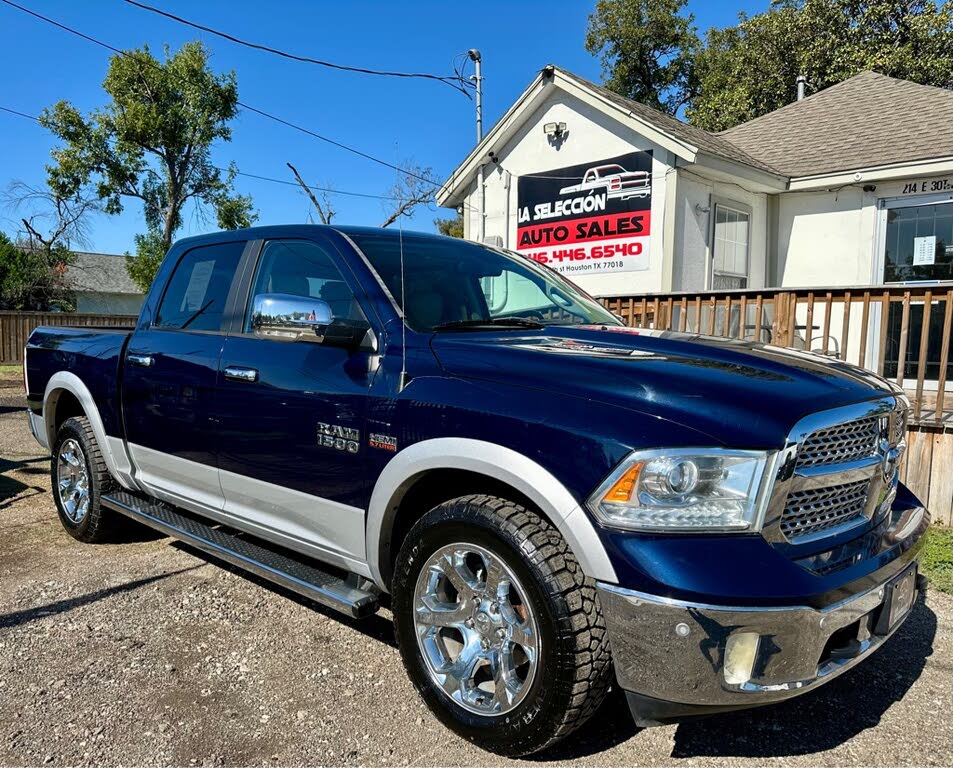 2014 RAM 1500 Laramie Crew Cab 4WD