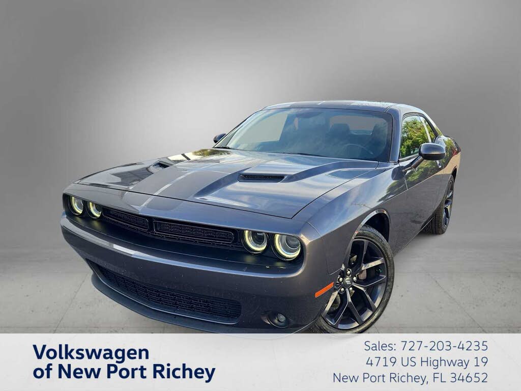 2020 Dodge Challenger SXT RWD