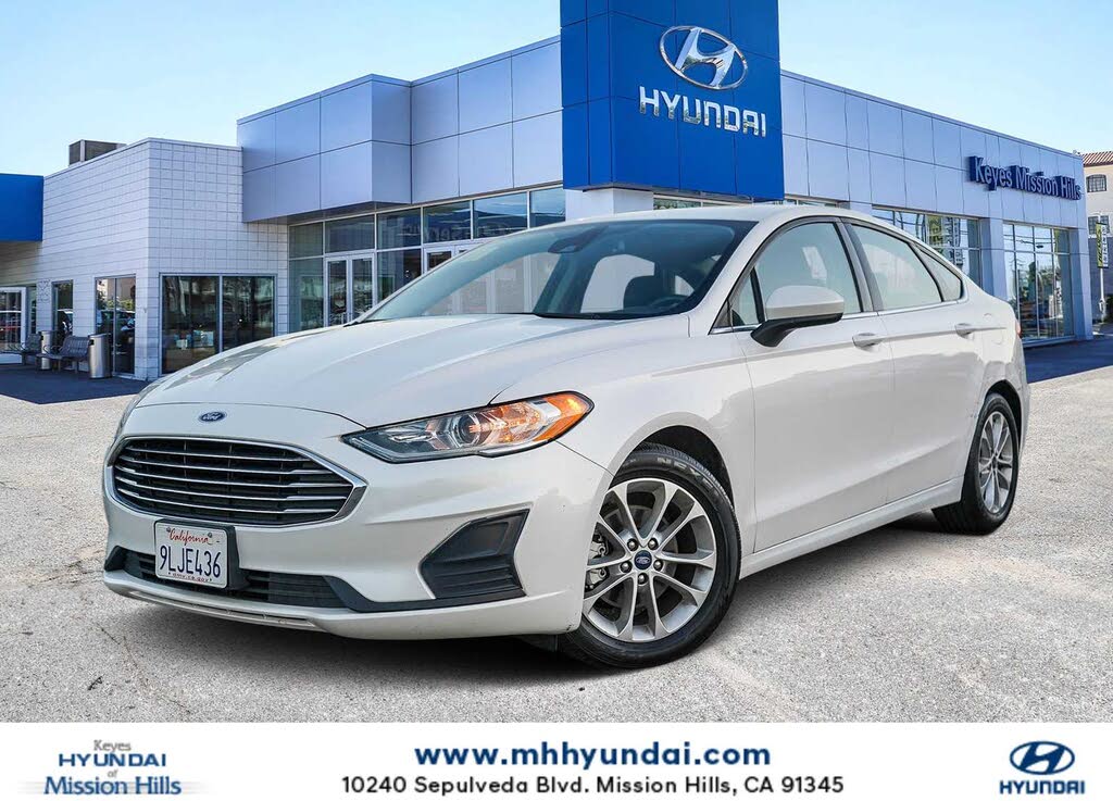 2020 Ford Fusion SE FWD