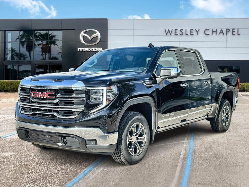 2024 GMC Sierra 1500 SLT Crew Cab 4WD