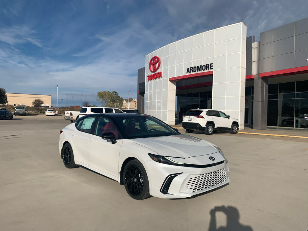 2026 Toyota Camry XSE FWD