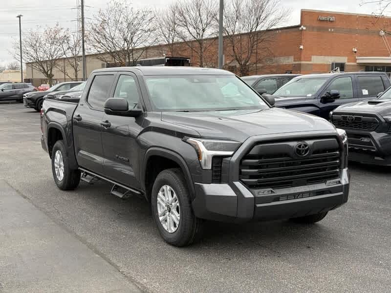 2026 Toyota Tundra SR5 CrewMax Cab 4WD