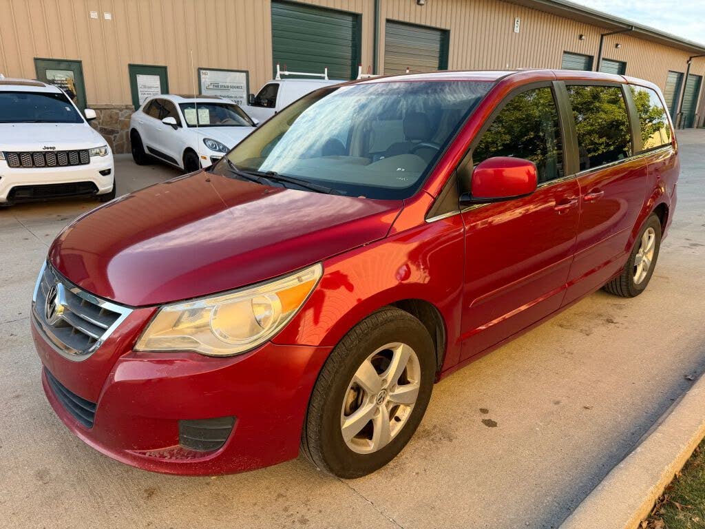 2009 Volkswagen Routan SE