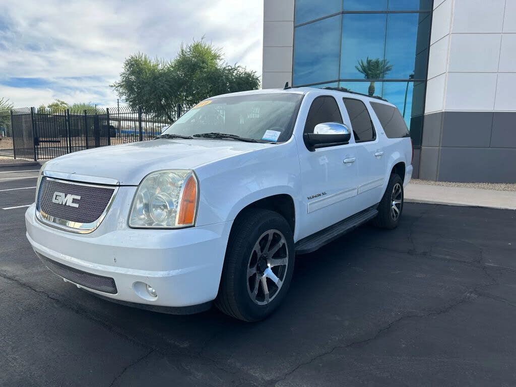 2011 GMC Yukon XL SLT 4WD