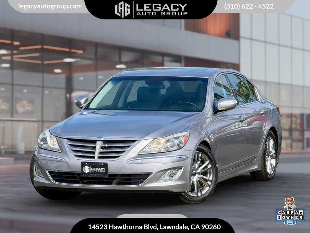 2012 Hyundai Genesis 3.8 RWD