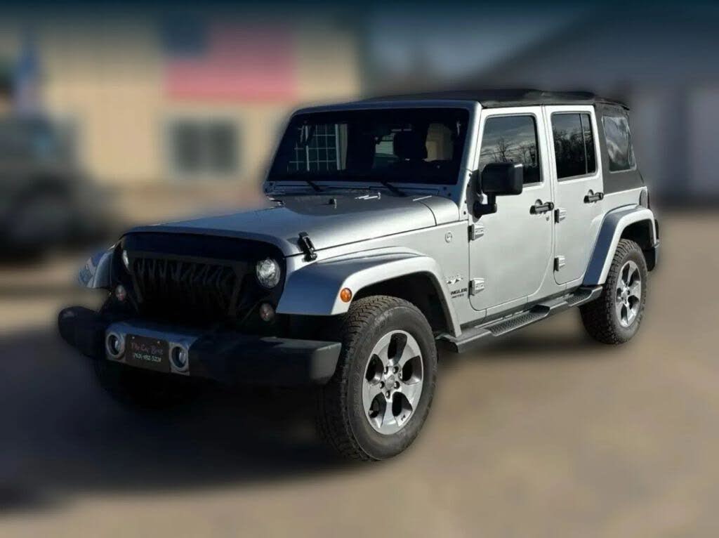 2017 Jeep Wrangler Unlimited Sahara 4WD