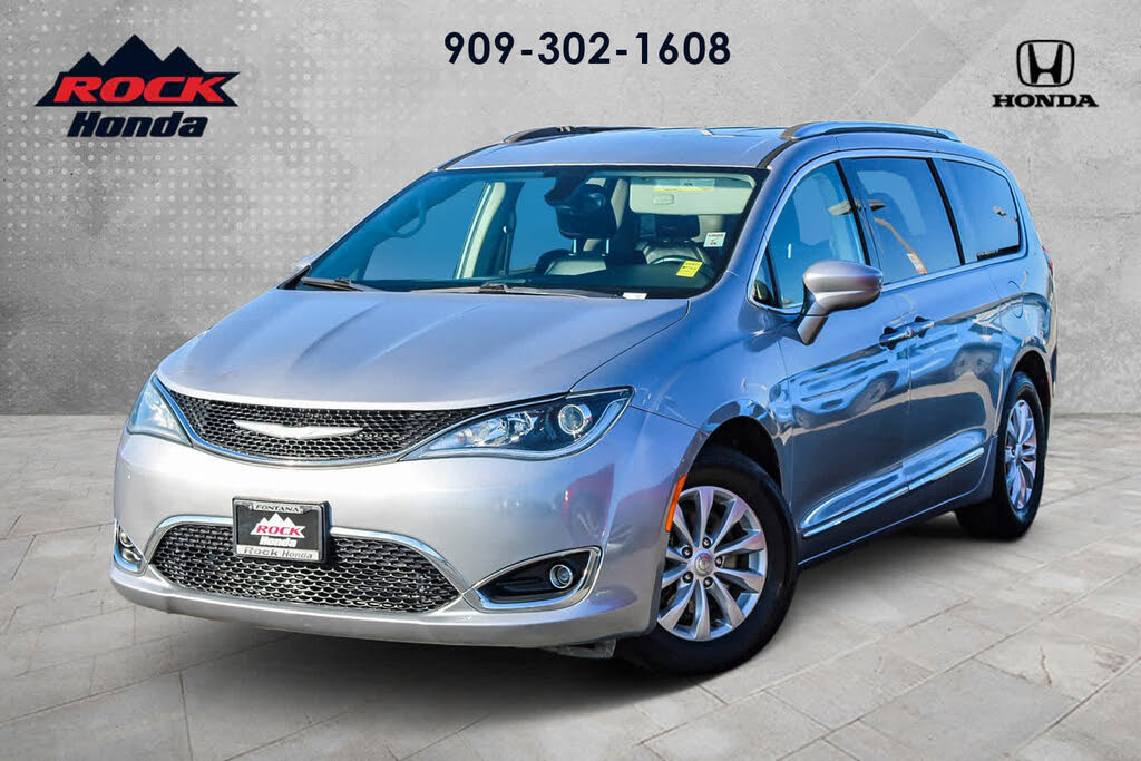 2018 Chrysler Pacifica Touring L FWD