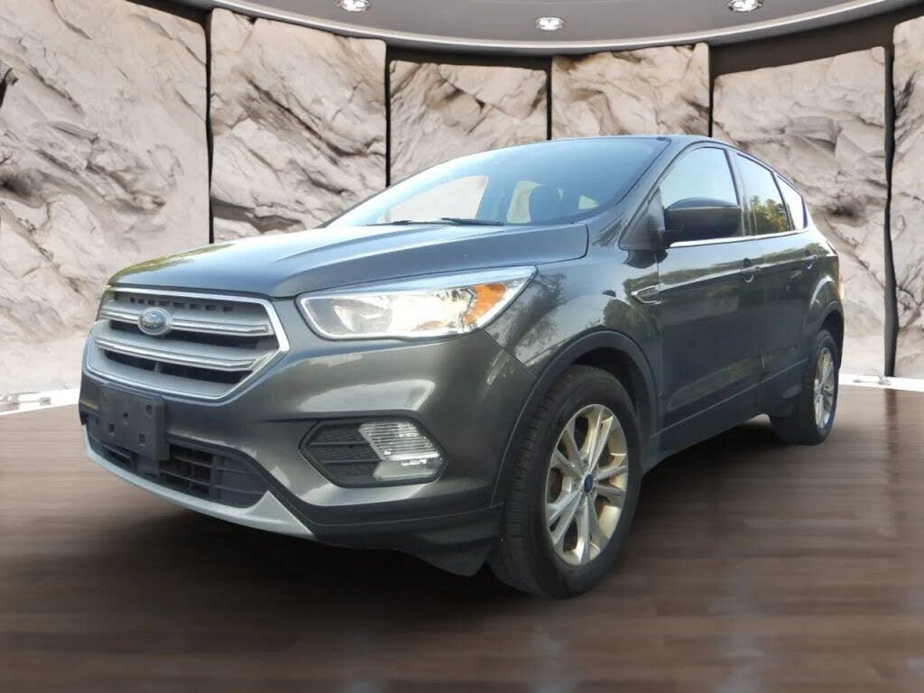 2019 Ford Escape SE FWD