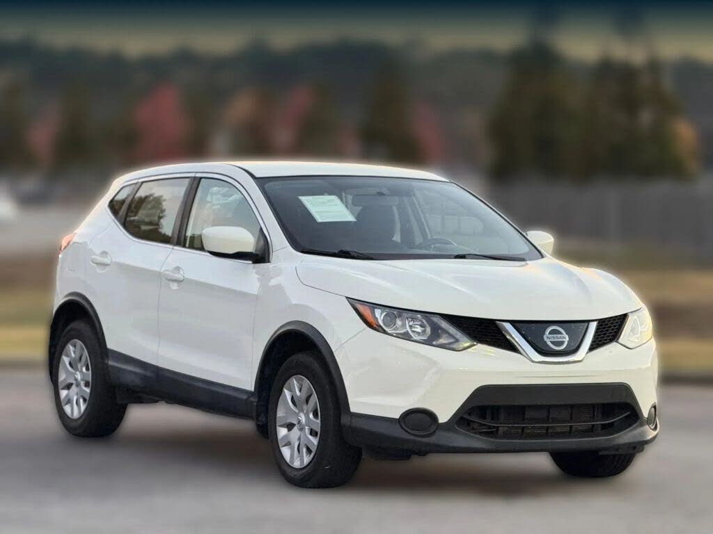 2019 Nissan Rogue Sport S FWD