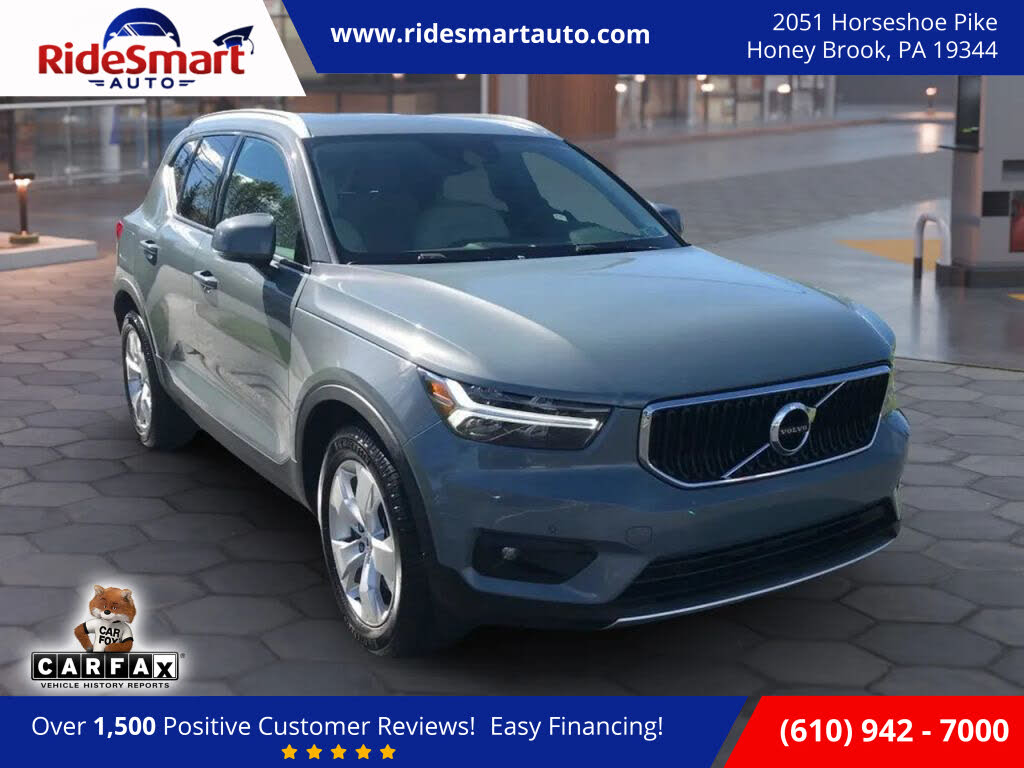 2022 Volvo XC40 T5 Momentum AWD