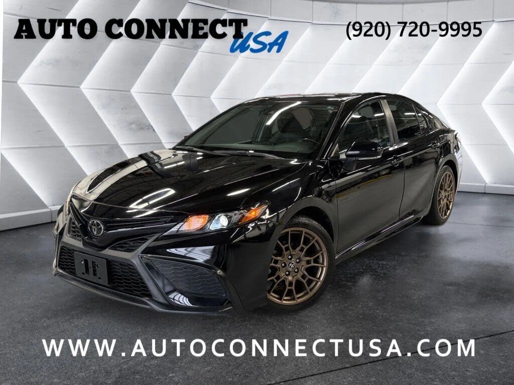 2023 Toyota Camry SE Nightshade FWD