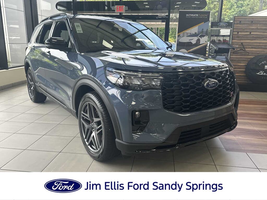 2025 Ford Explorer ST RWD