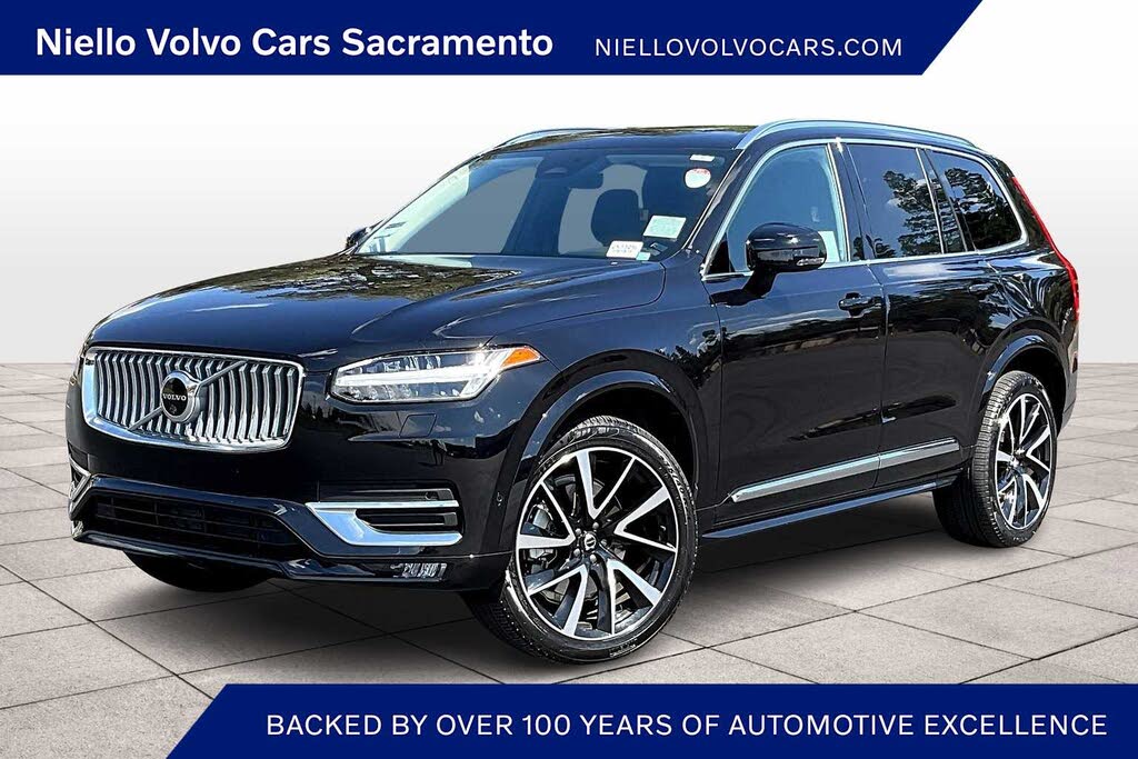 2025 Volvo XC90 B5 Plus Bright Theme AWD