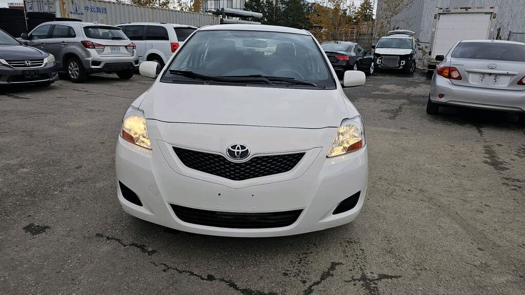 2010 Toyota Yaris Sedan