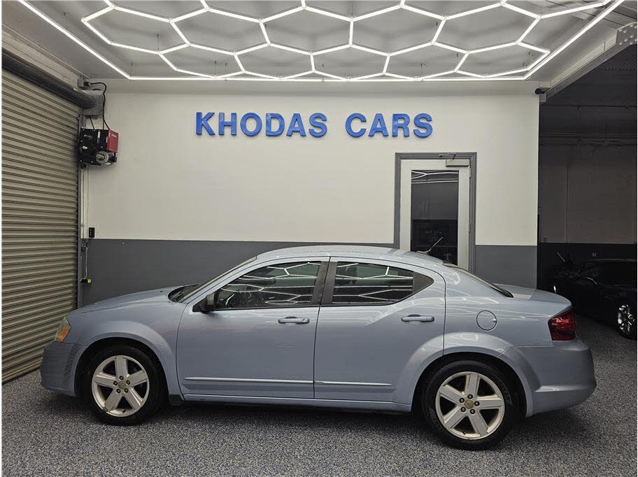 2013 Dodge Avenger SE FWD