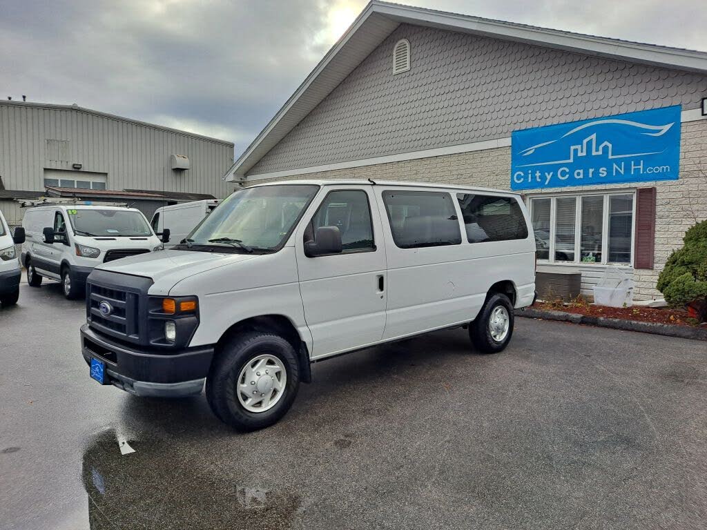 2014 Ford E-Series E-250 Passenger Van