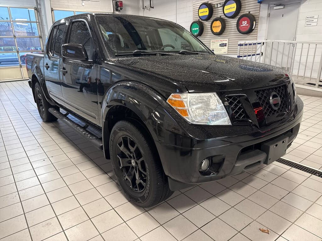 2019 Nissan Frontier SV V6 Crew Cab 4WD