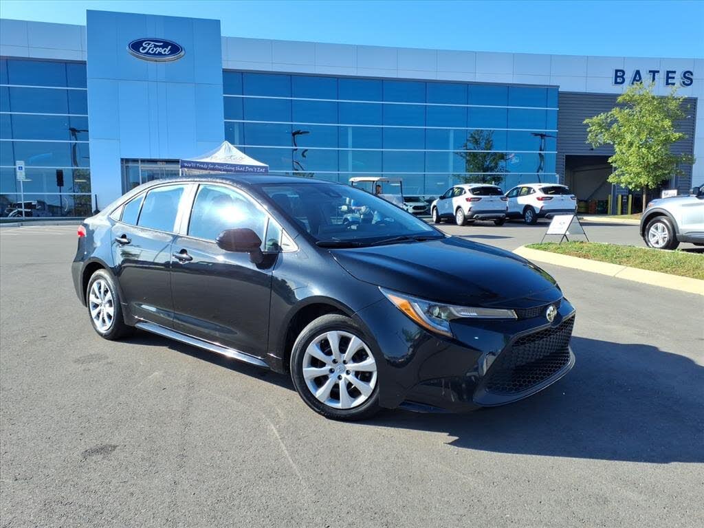 2022 Toyota Corolla LE FWD