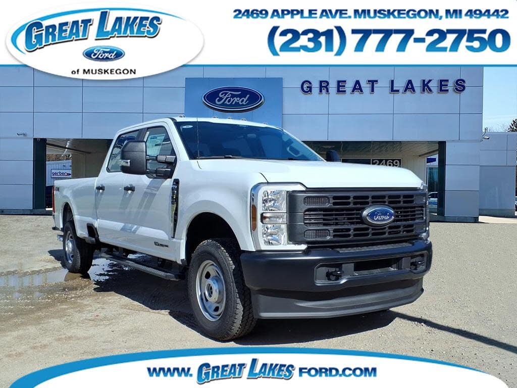 2026 Ford F-350 Super Duty XL Crew Cab 4WD