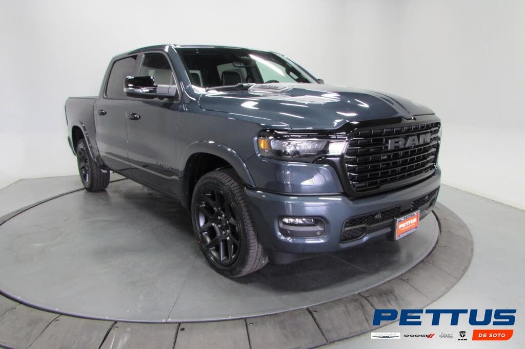 2026 RAM 1500 Laramie Crew Cab 4WD