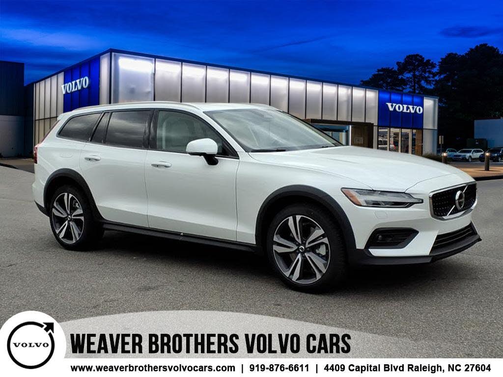 2026 Volvo V60 Cross Country B5 Plus AWD