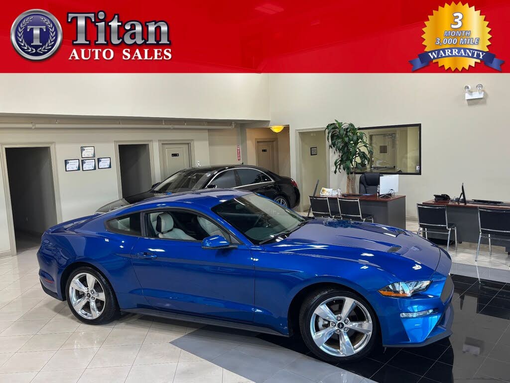 2018 Ford Mustang EcoBoost Premium Coupe RWD