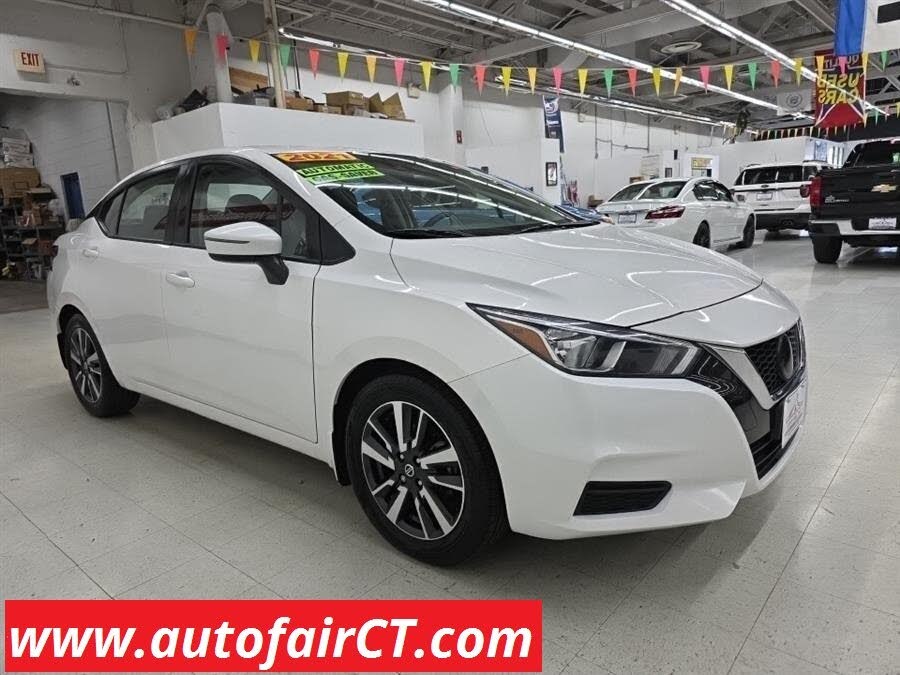 2021 Nissan Versa SV FWD