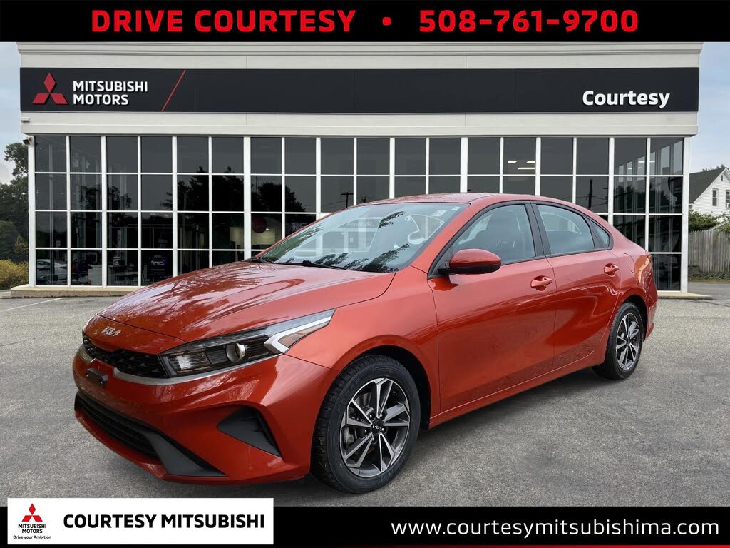 2023 Kia Forte LXS FWD