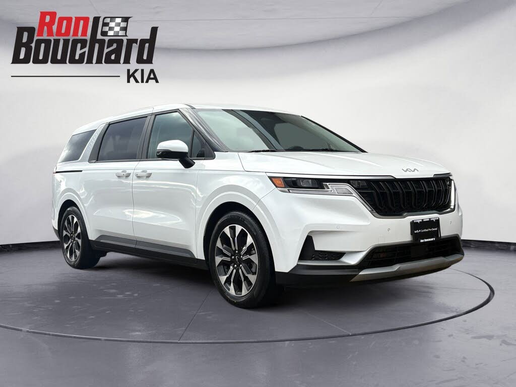 2024 Kia Carnival EX FWD