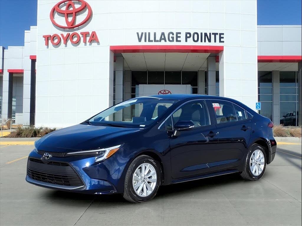 2026 Toyota Corolla Hybrid XLE FWD