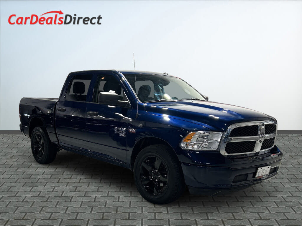 2023 RAM 1500 Classic SLT Crew Cab 4WD