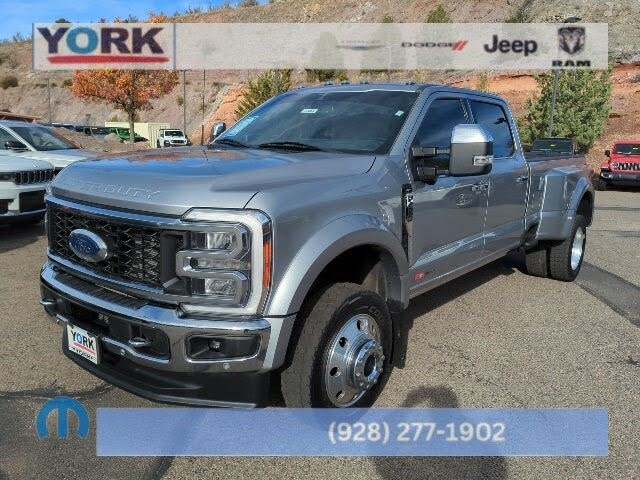 2023 Ford F-450 Super Duty Lariat Crew Cab LB DRW 4WD