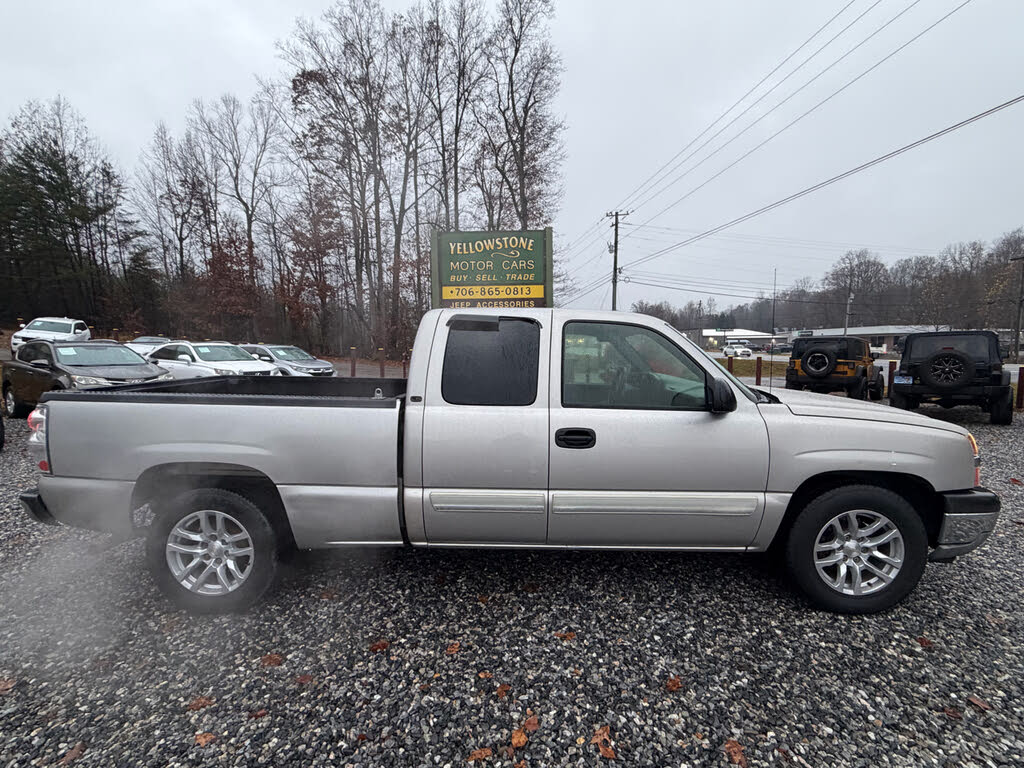 2005 Chevrolet Silverado 1500 LS Extended Cab RWD