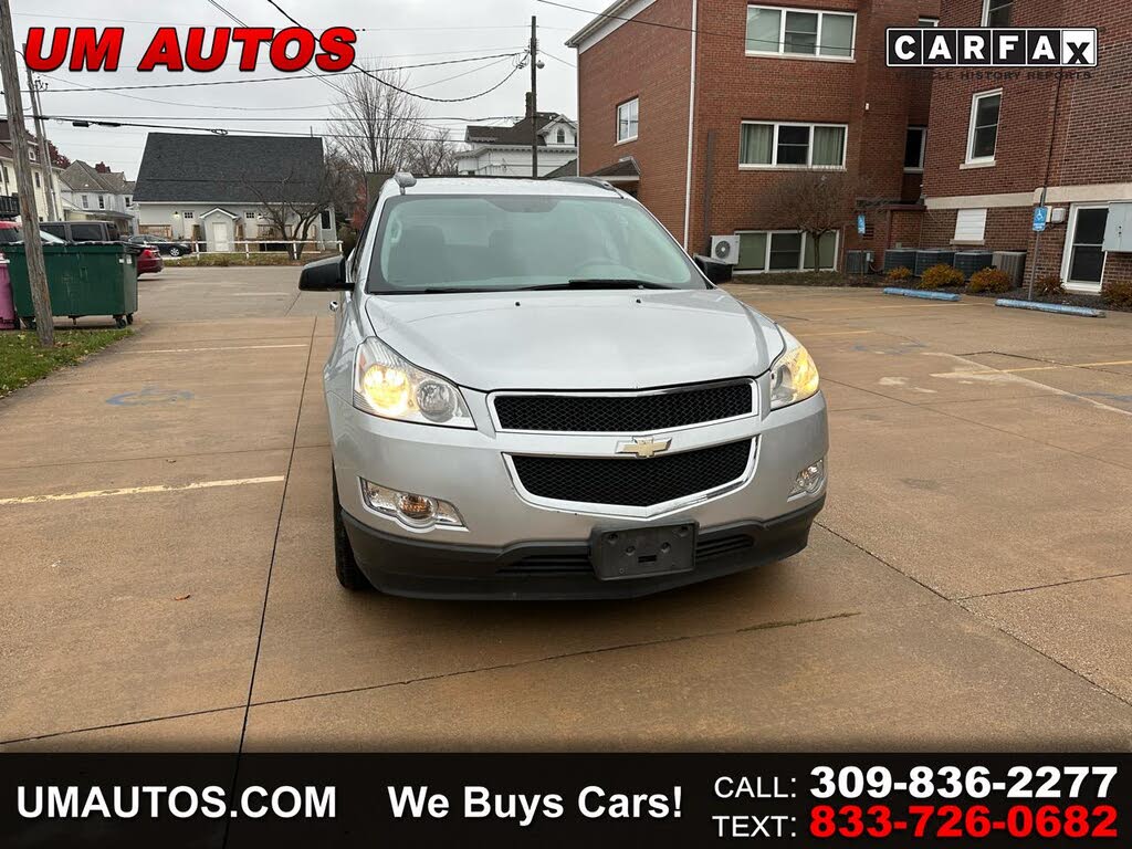 2010 Chevrolet Traverse LS FWD