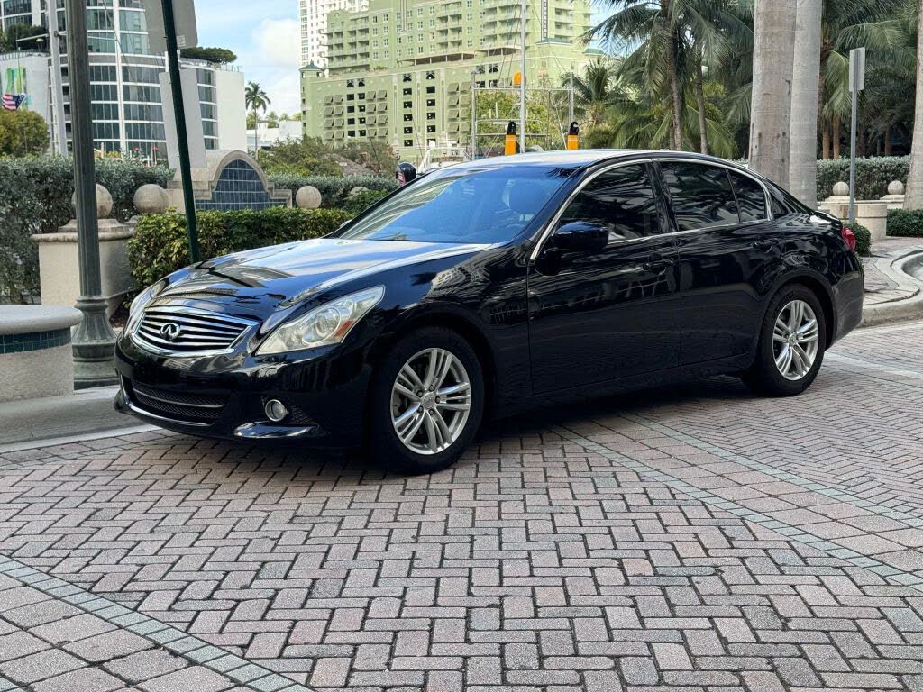 2010 INFINITI G37