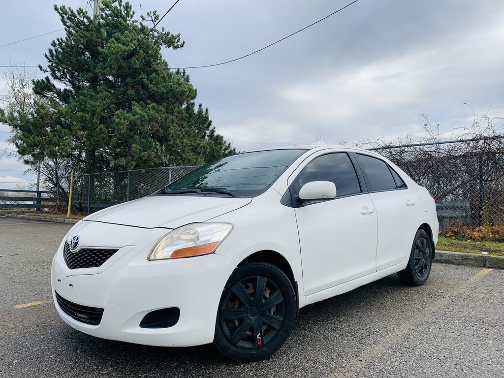 2010 Toyota Yaris Sedan