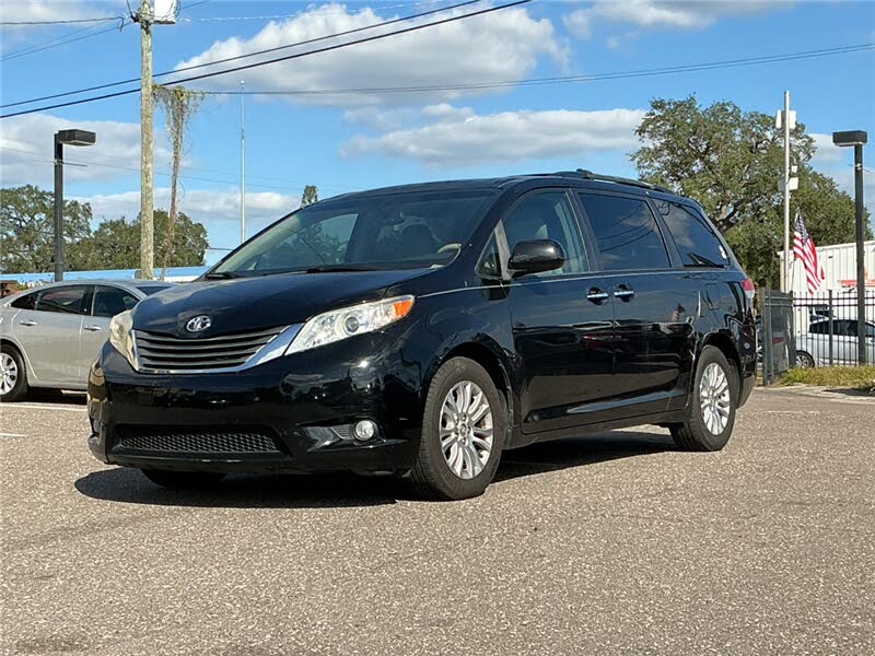 2012 Toyota Sienna XLE 8-Passenger