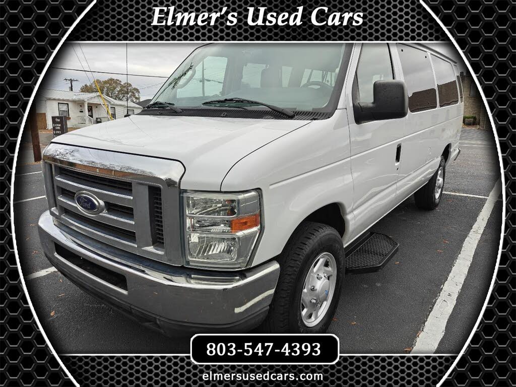 2013 Ford E-Series E-350 XLT Super Duty Extended Passenger Van