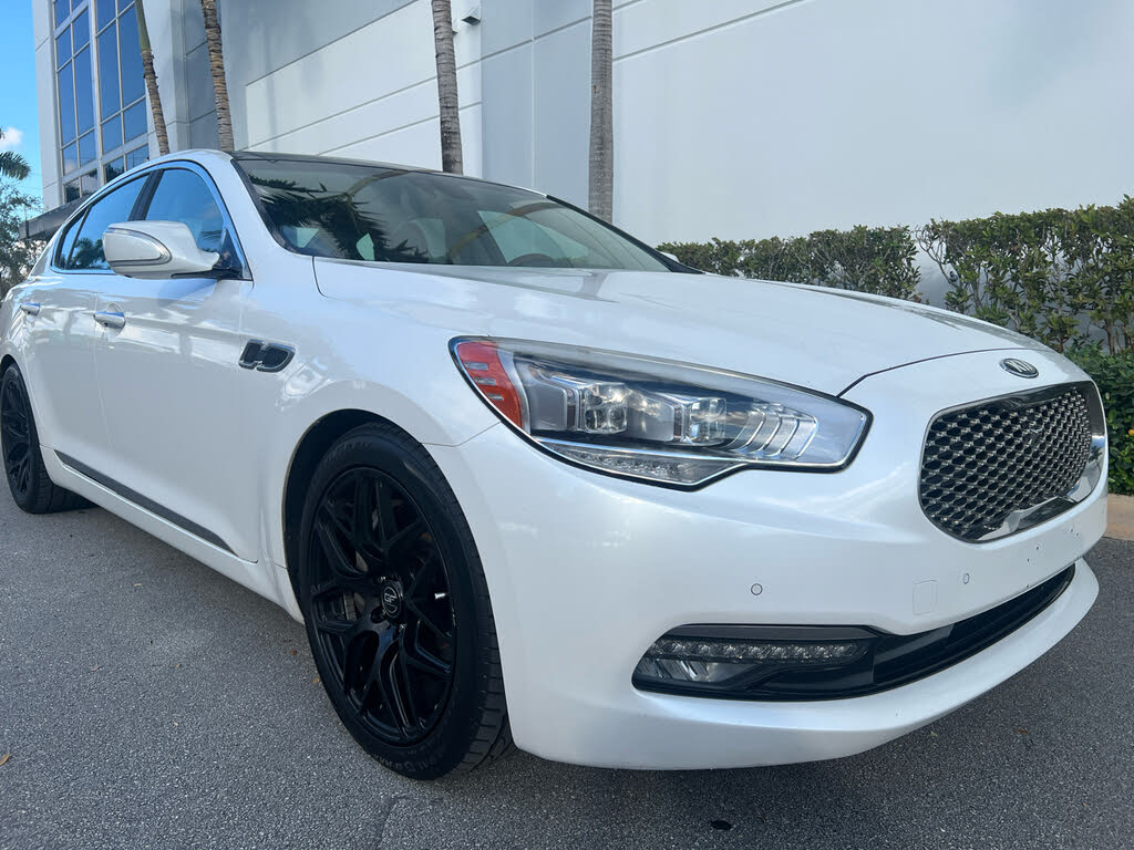 2016 Kia K900 Luxury V8