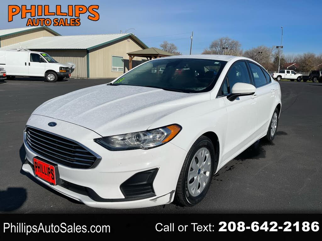 2019 Ford Fusion S