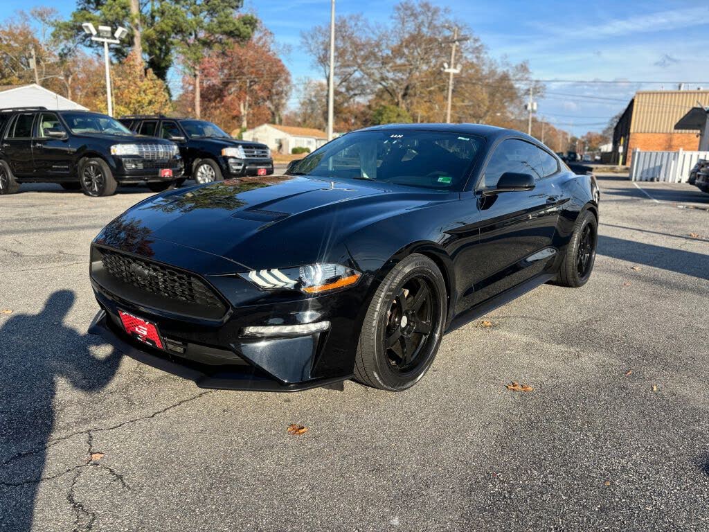 2019 Ford Mustang EcoBoost Premium Coupe RWD