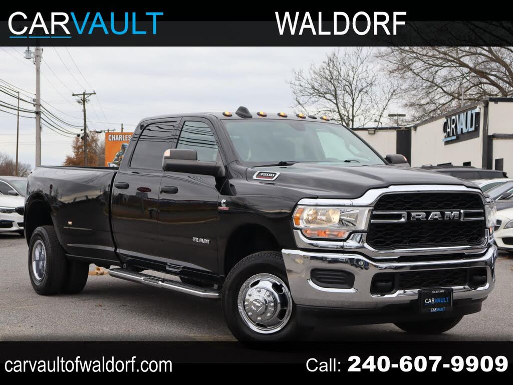 2020 RAM 3500 Big Horn Crew Cab LB DRW 4WD