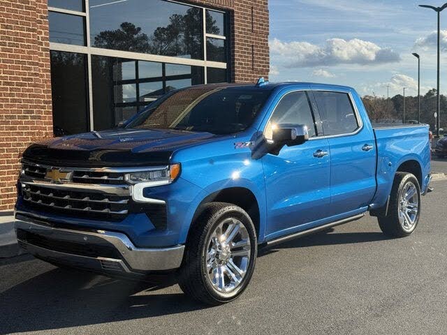 2022 Chevrolet Silverado 1500 LTZ Crew Cab 4WD