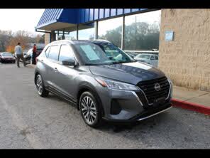 Nissan Kicks SV FWD