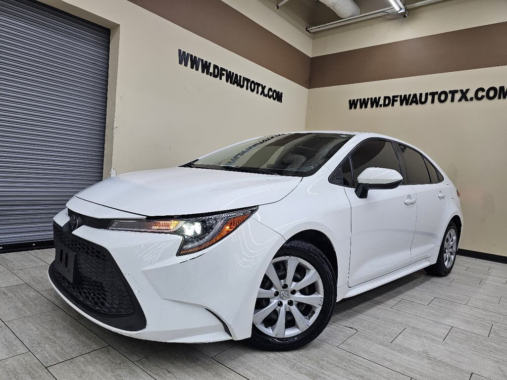2022 Toyota Corolla LE FWD