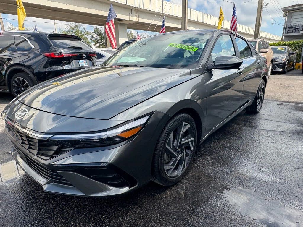 2025 Hyundai Elantra SEL Convenience FWD