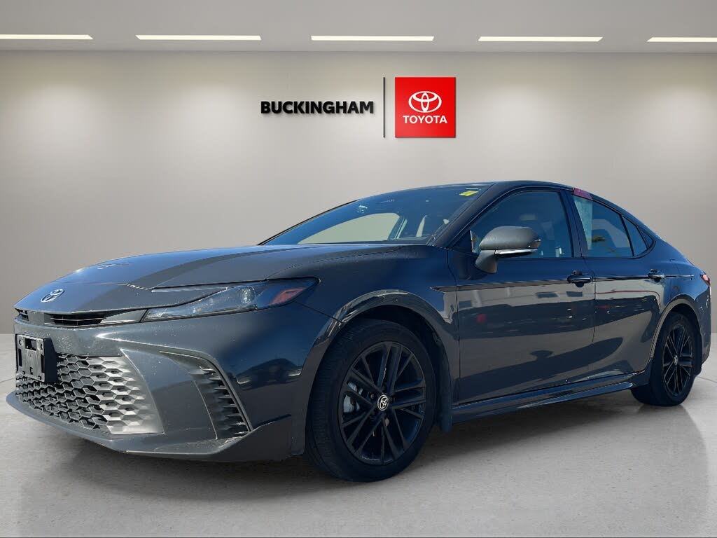 2025 Toyota Camry SE AWD