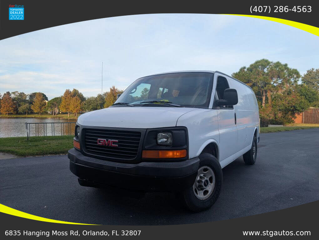 2004 GMC Savana 3500 Passenger Van