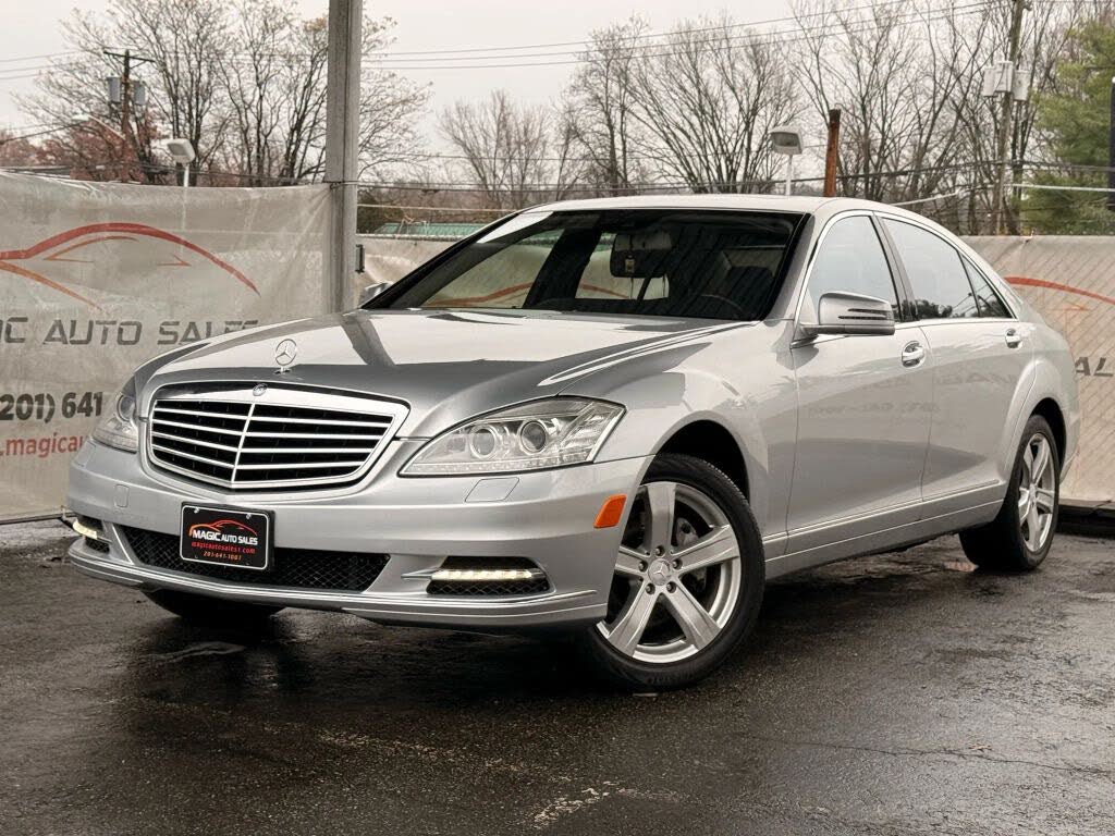 2011 Mercedes-Benz S-Class S 550
