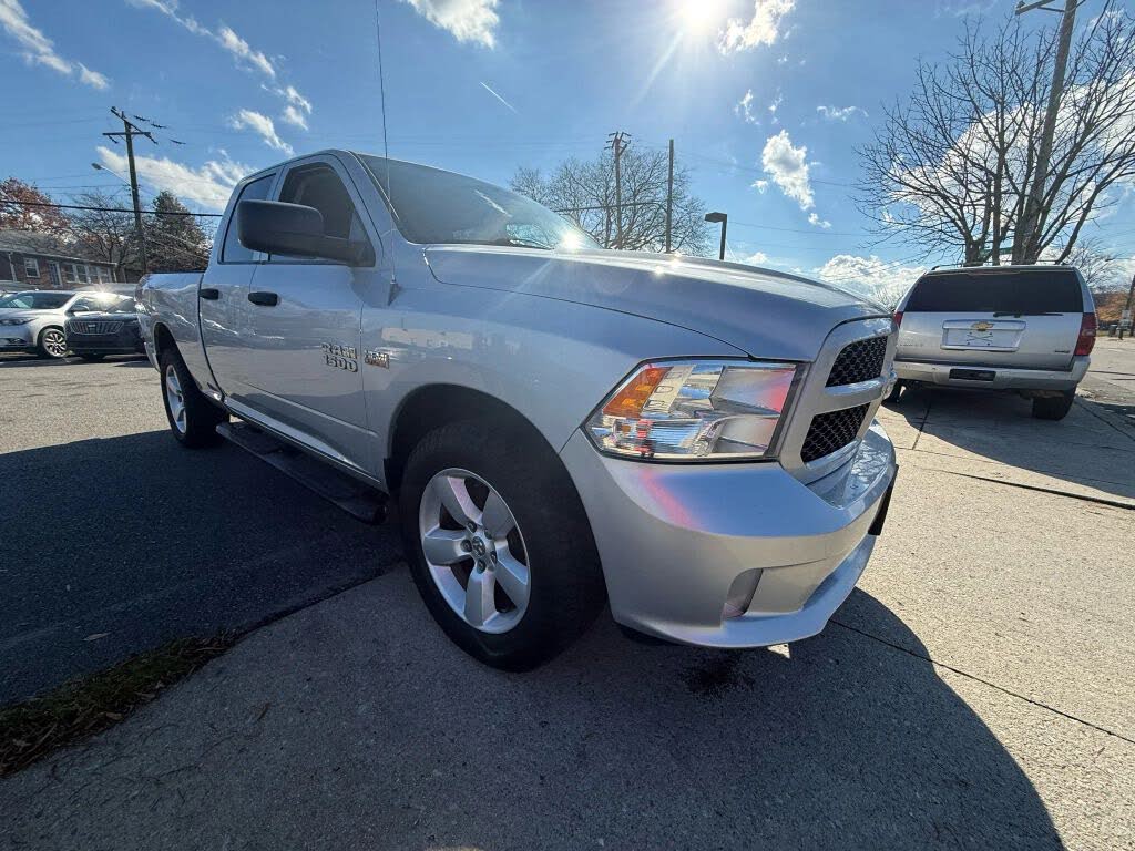 2014 RAM 1500 Express Quad Cab 4WD